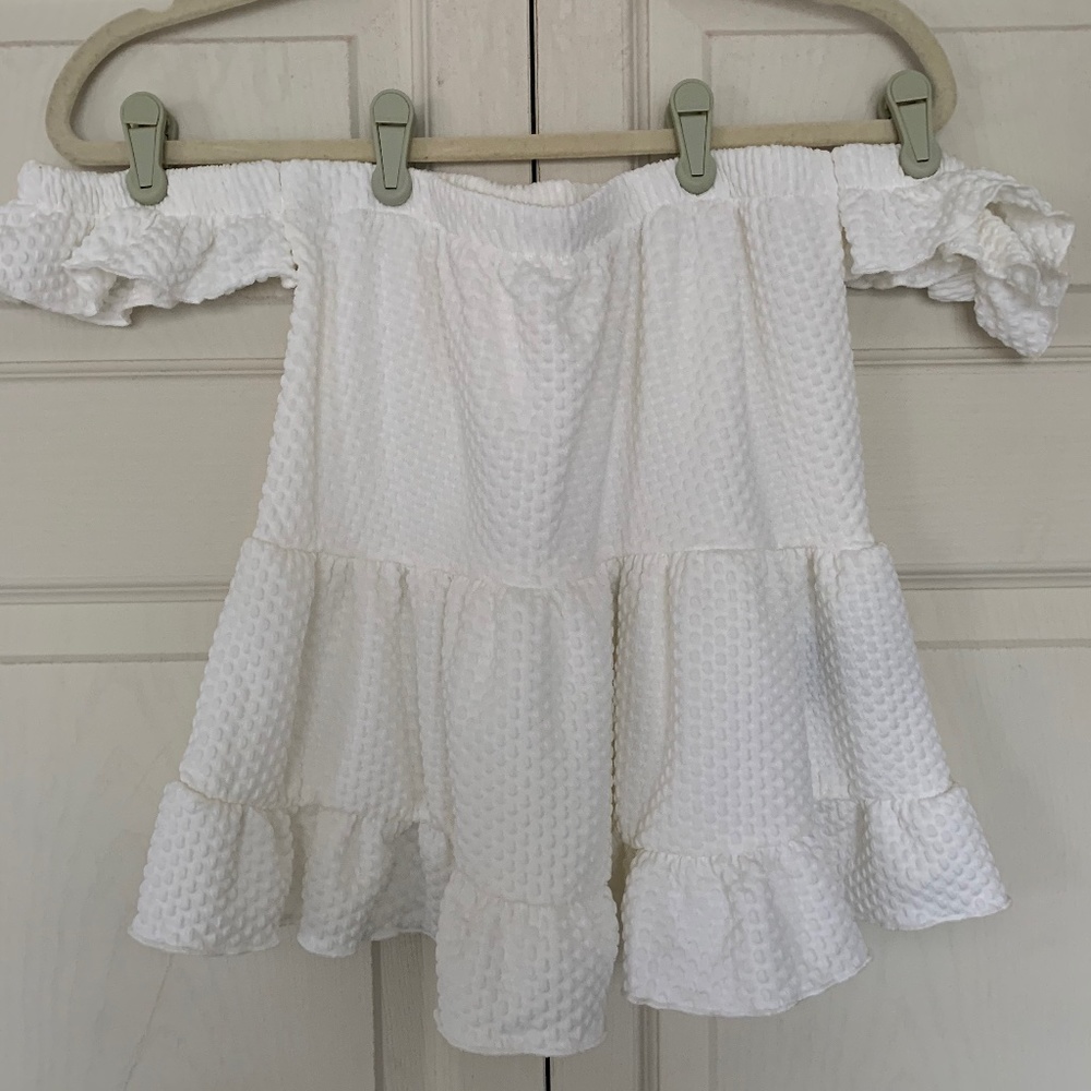 NWT Urban Outfitters Off the Shoulder Tiered Top